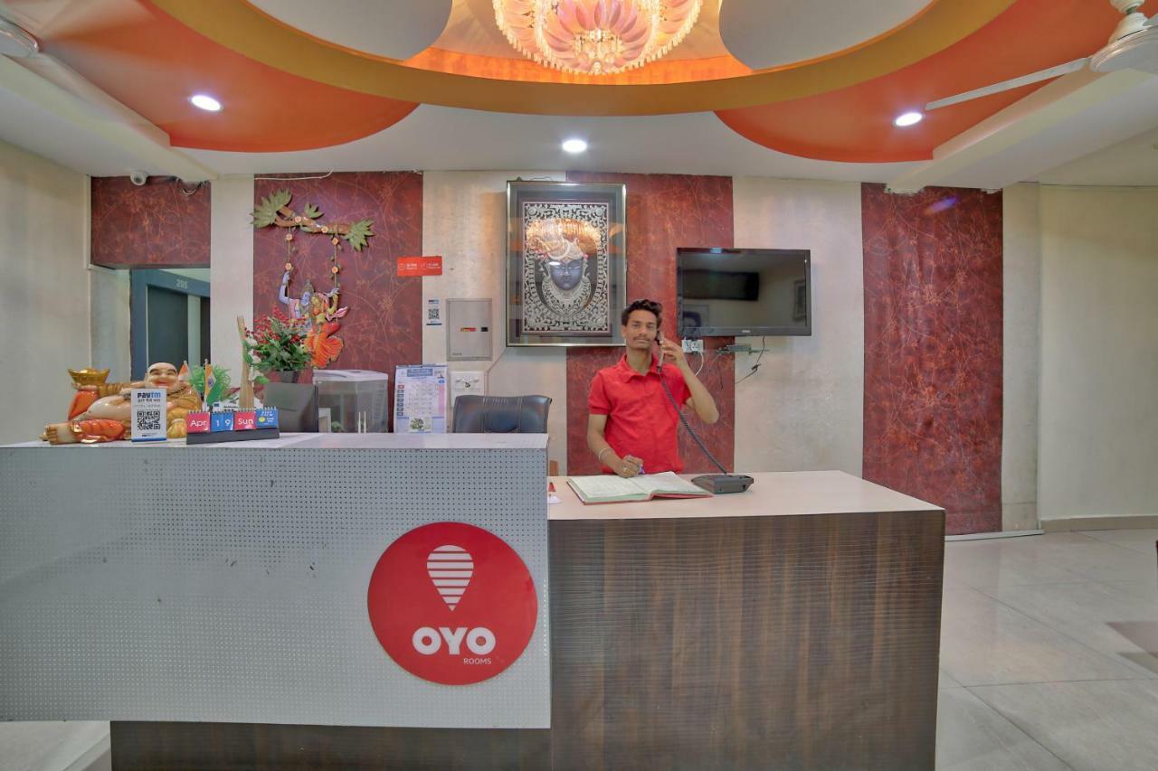 Oyo 35538 Hotel Risha Chandrapur Exterior photo