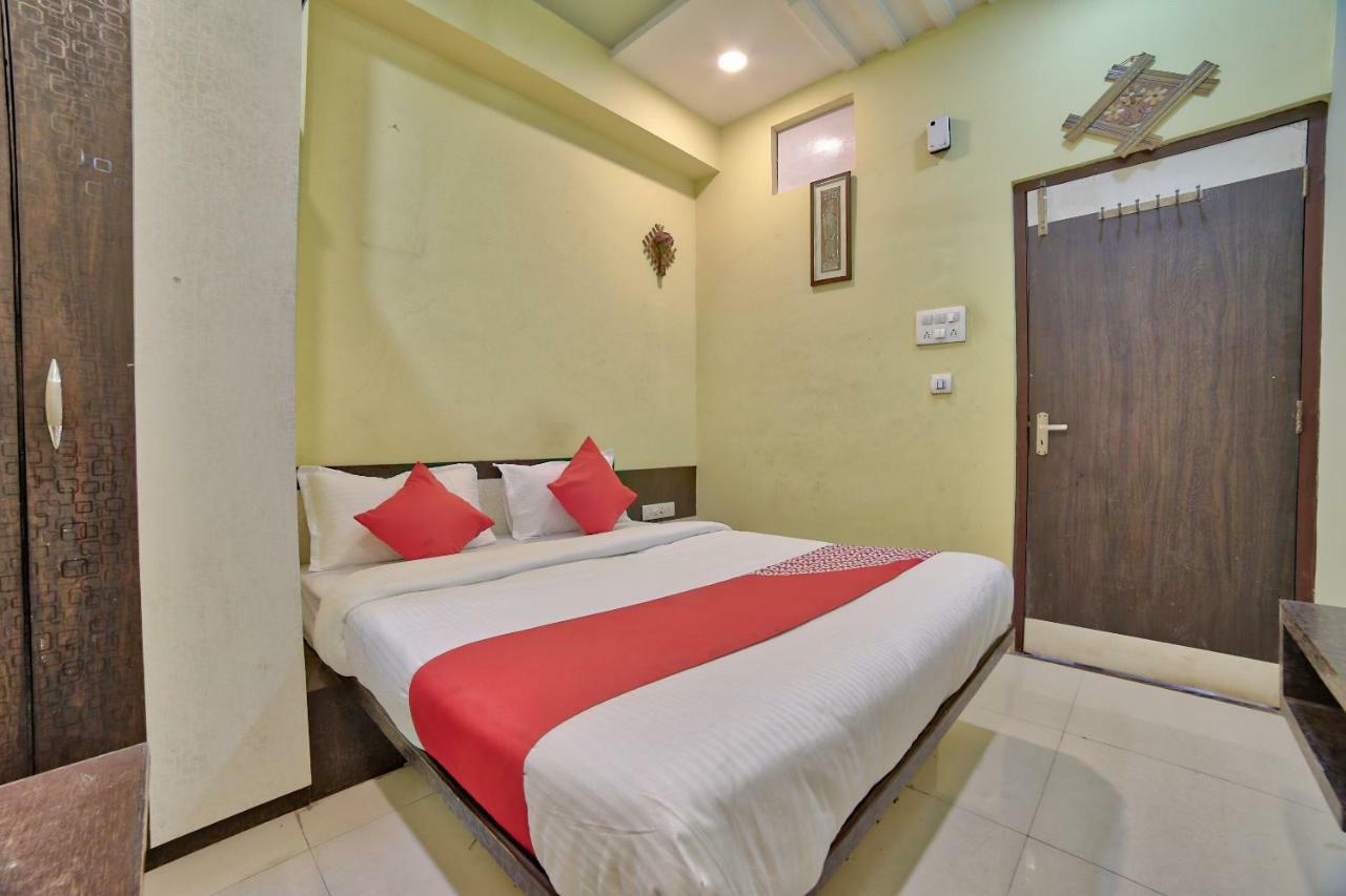 Oyo 35538 Hotel Risha Chandrapur Exterior photo