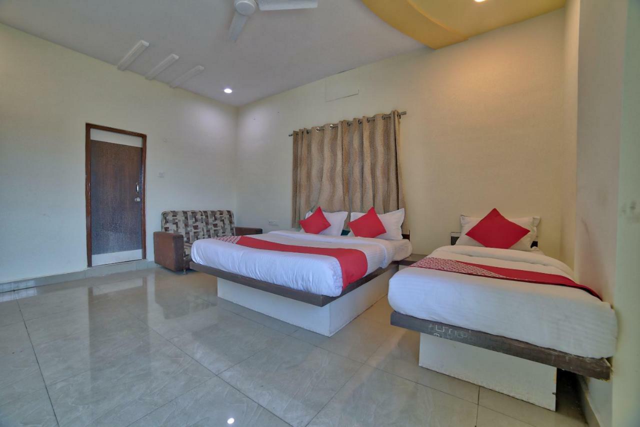 Oyo 35538 Hotel Risha Chandrapur Exterior photo